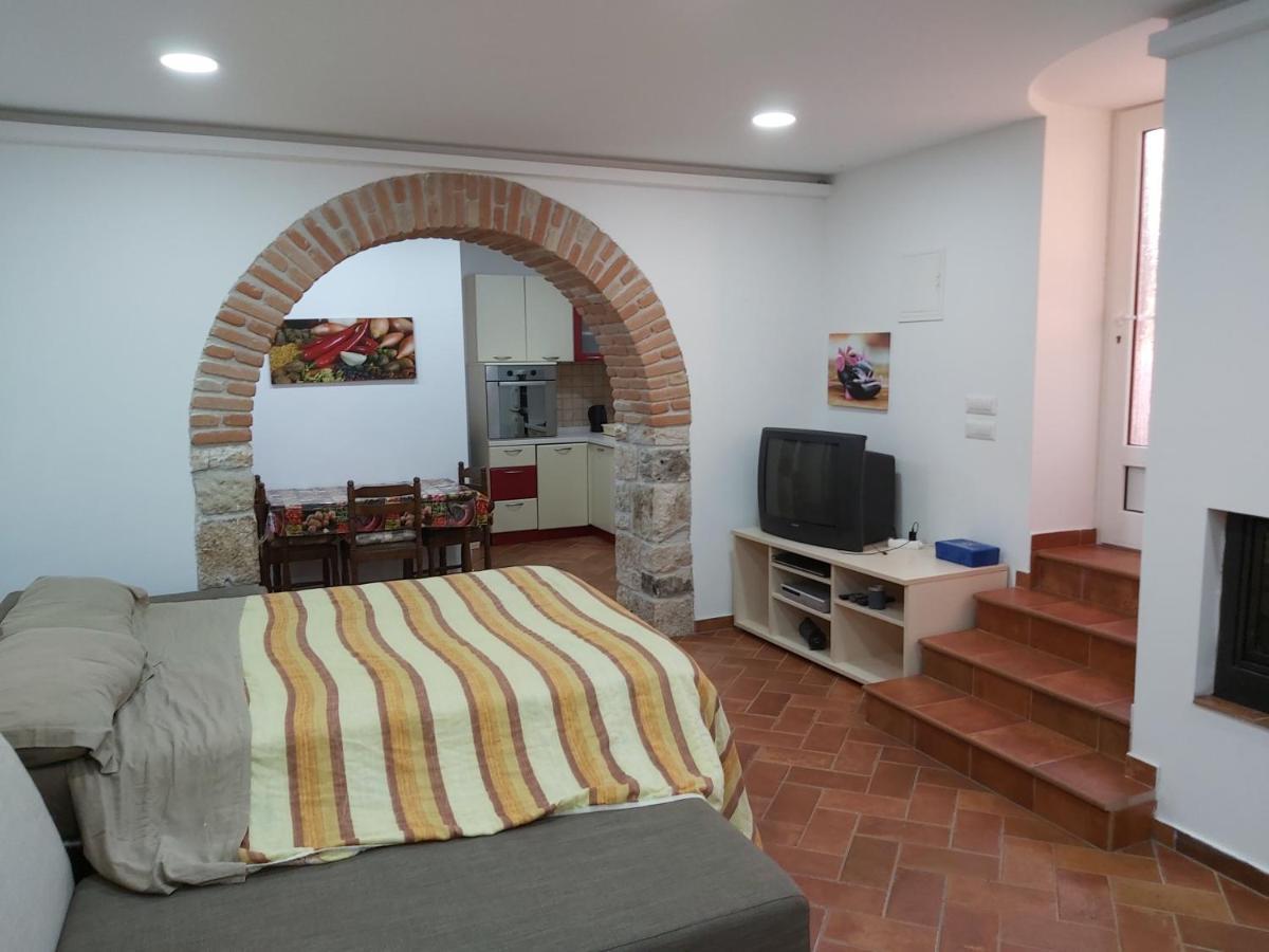 Studio Apartman Marko بوريتش المظهر الخارجي الصورة